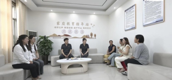 121606-413910.jpg 121606-413910.jpg